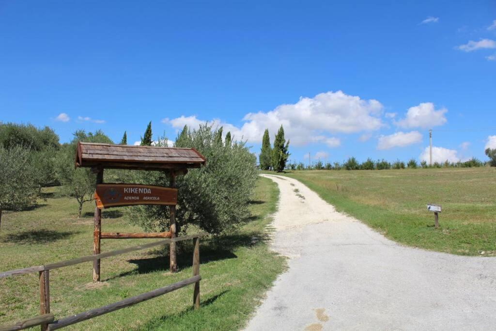 Casa Kikenda, Viaggio Nella Natura Treia Exterior photo
