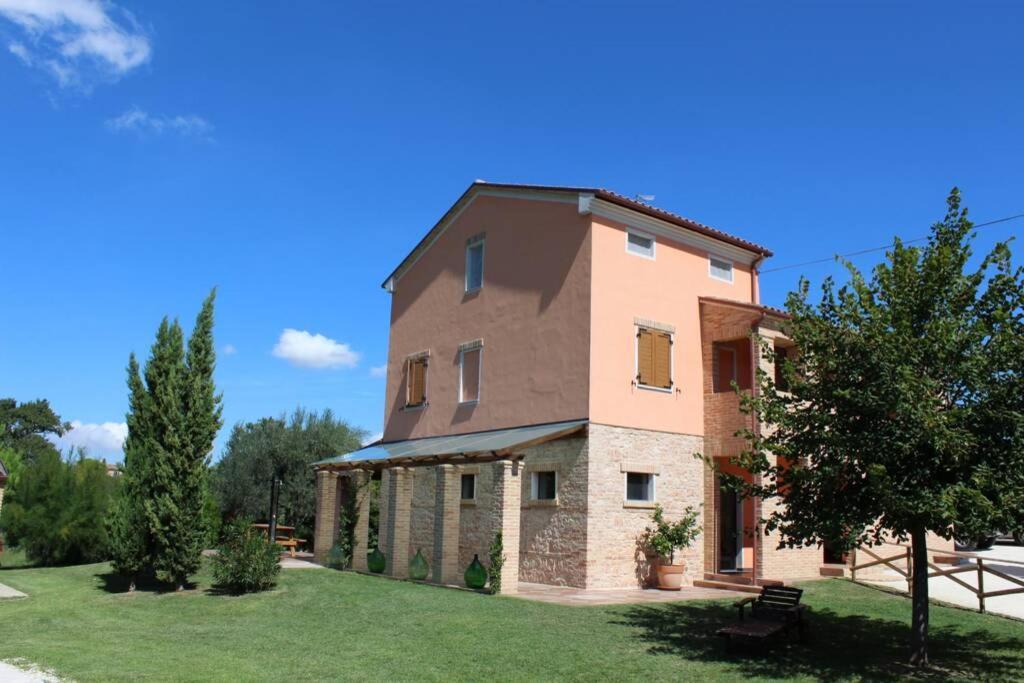 Casa Kikenda, Viaggio Nella Natura Treia Exterior photo